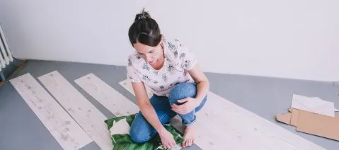 wineo PURLINE Bioboden im Wohnzimmer verlegen Verlegung Bodenbelag Holzoptik Blogger rosegoldandmarble Dämmmatte silentPREMIUM Trittschalldämmung