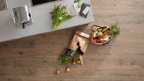 elastischer bodenbelag Küche Vinylboden Holzoptik