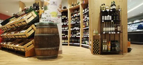 wineo Purline Bioboden Holzoptik Wein Regale Weinfass Bioladen 